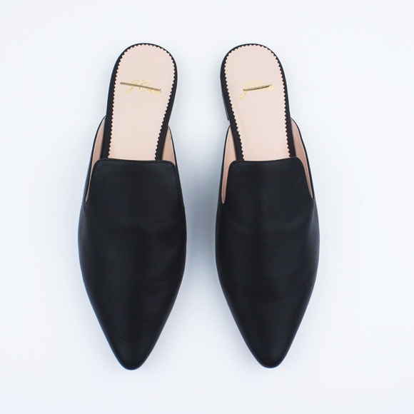 New JCREW Pointed Toe Slides in Black Leather - Picture 2 of 2